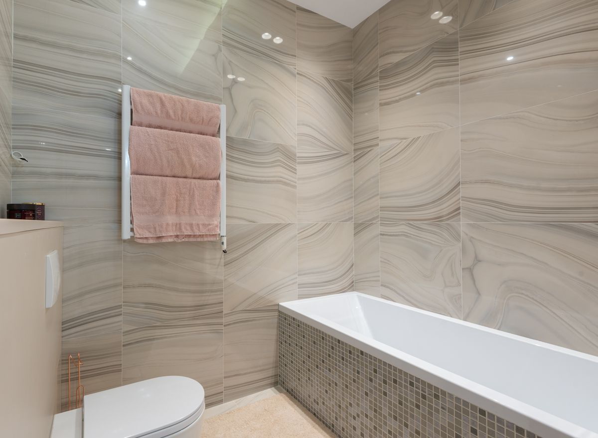 Carrelage et faïence de salle de bain posés par Horizon Service à Quimper